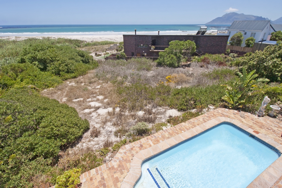 4 Bedroom Property for Sale in Kommetjie Western Cape